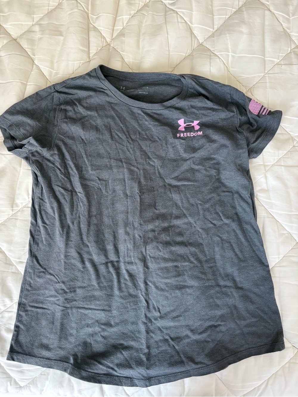 Under Armour Girls Gray Short Sleeve Tee with Pink Logo